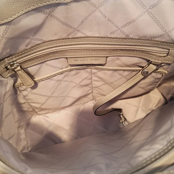 Michael Kors Jet Set East West tote bag - Picture 7 of 11